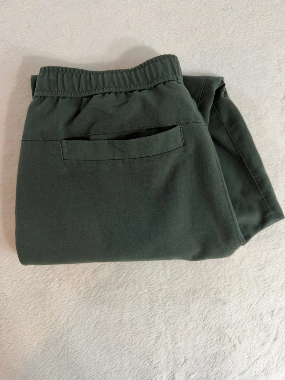 FIGS Men's Forest Green Jogger Sweatpants with Cream Drawstring ITEM2670